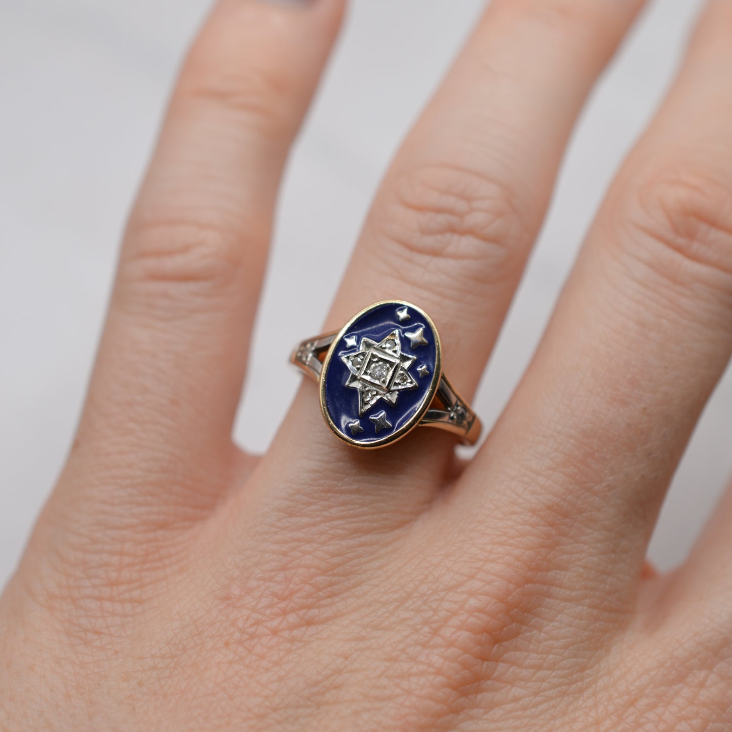 Y2K Millennium 9ct Gold Blue Enamel Star & Diamond Ring