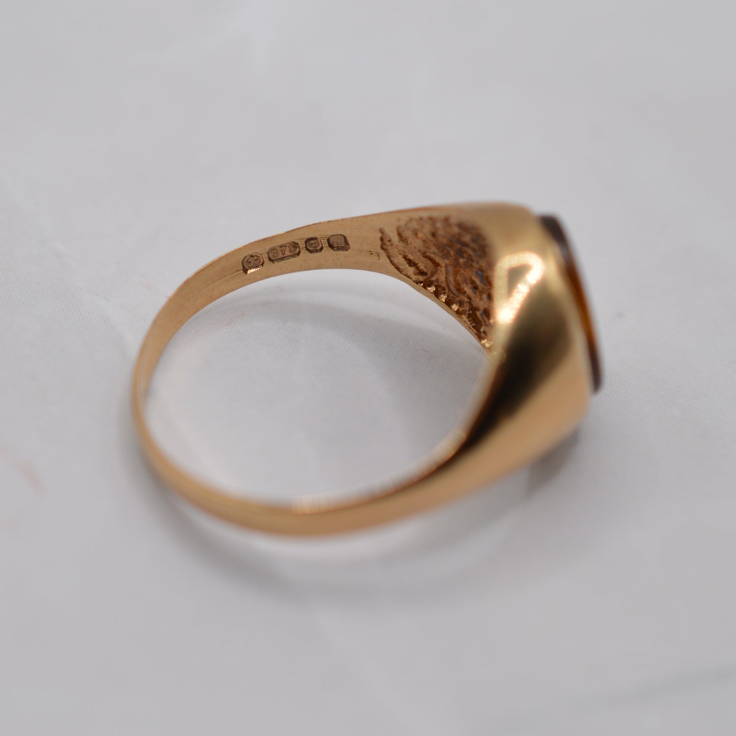 1970s Vintage 9ct Gold Tiger's Eye Signet Ring