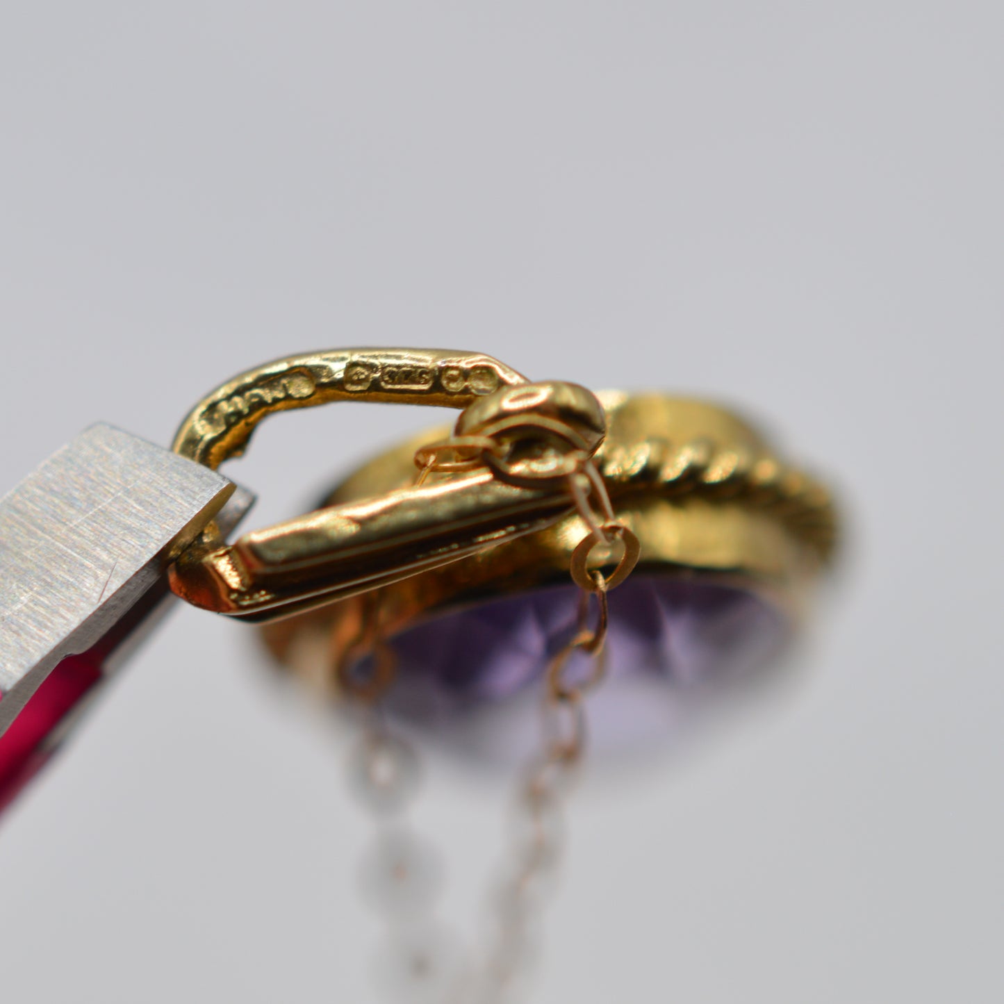 9ct Gold 4.34ct Amethyst Pendant Necklace (16")