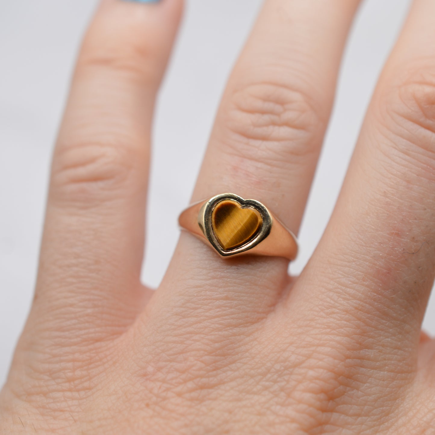 1970s Vintage 9ct Gold Tiger’s Eye Heart Signet Ring