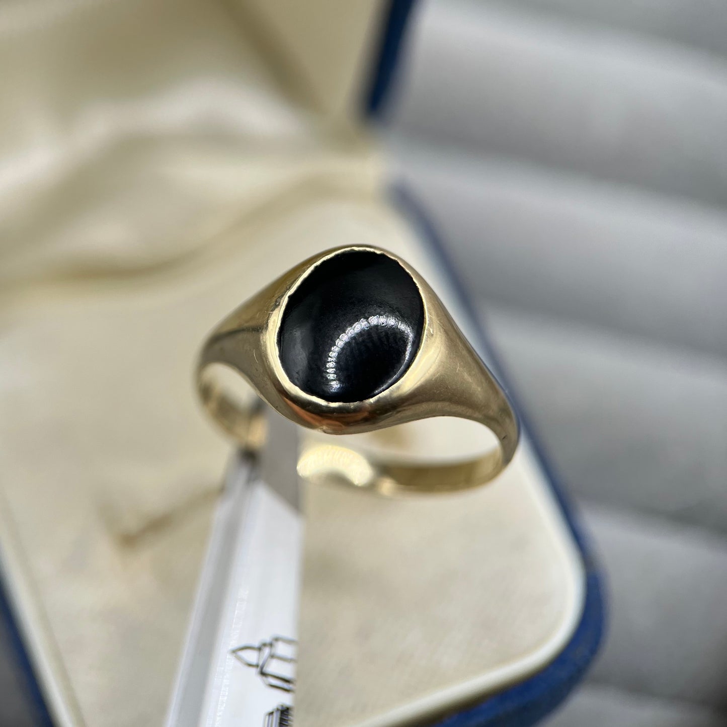 Vintage 9ct Gold Onyx Signet Ring