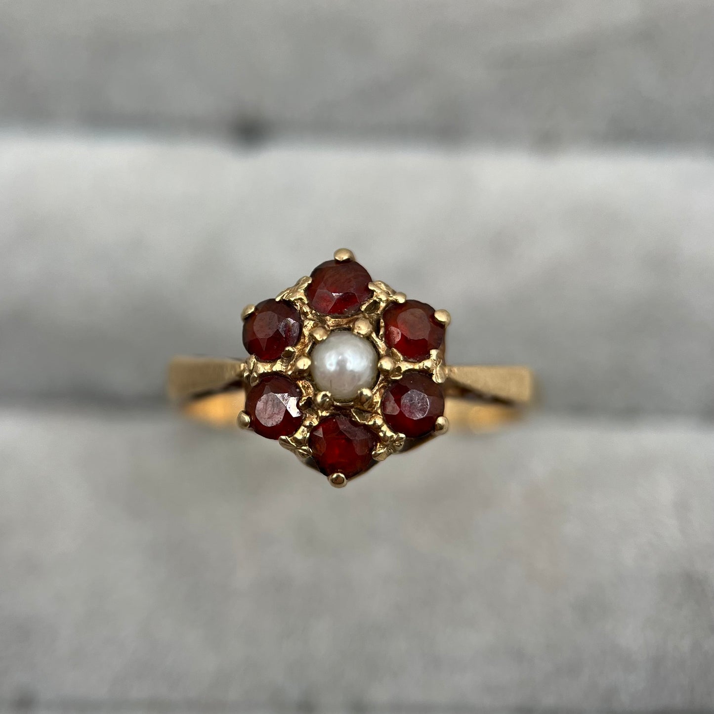 Vintage 9ct Gold Garnet & Pearl Floral Cluster Ring