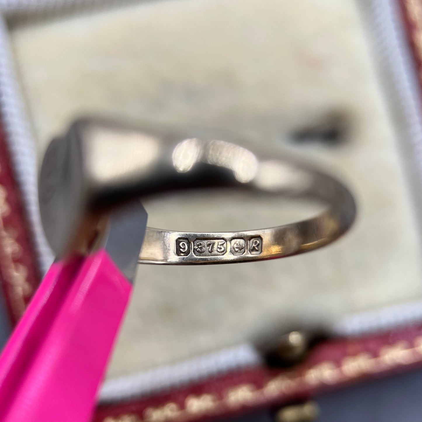 1960s Vintage 9ct Gold Heart Signet Ring