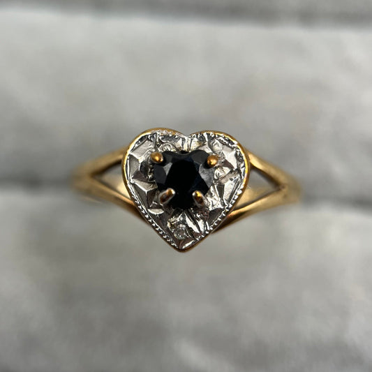 Vintage 9ct Gold Sapphire & Diamond Heart Ring