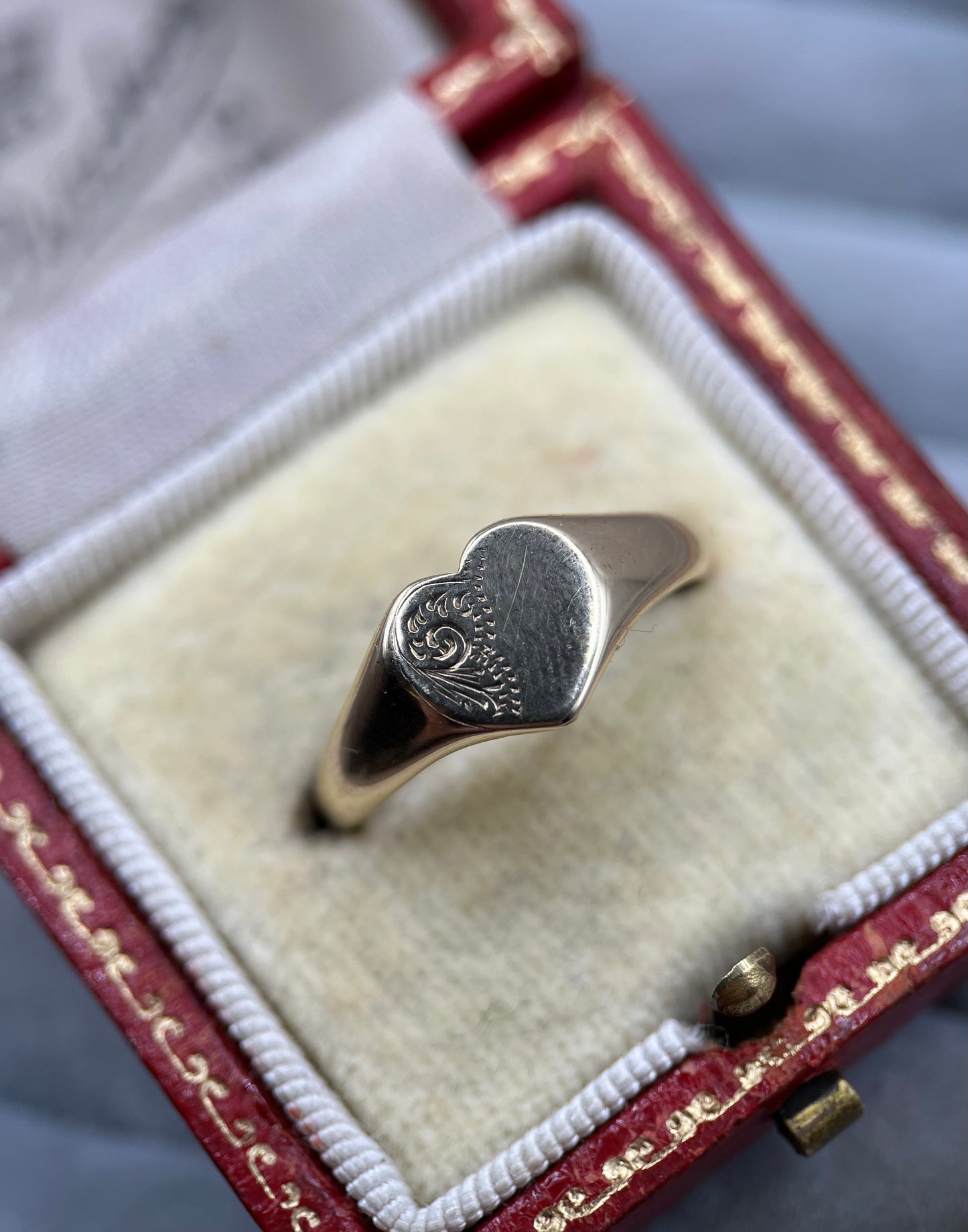 1960s Vintage 9ct Gold Heart Signet Ring