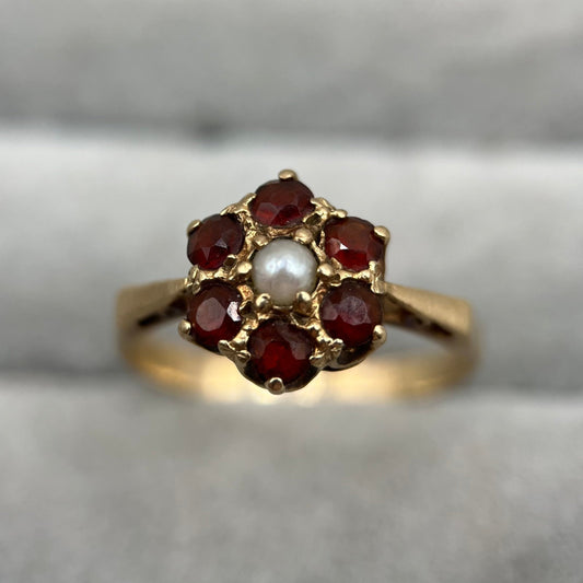 Vintage 9ct Gold Garnet & Pearl Floral Cluster Ring