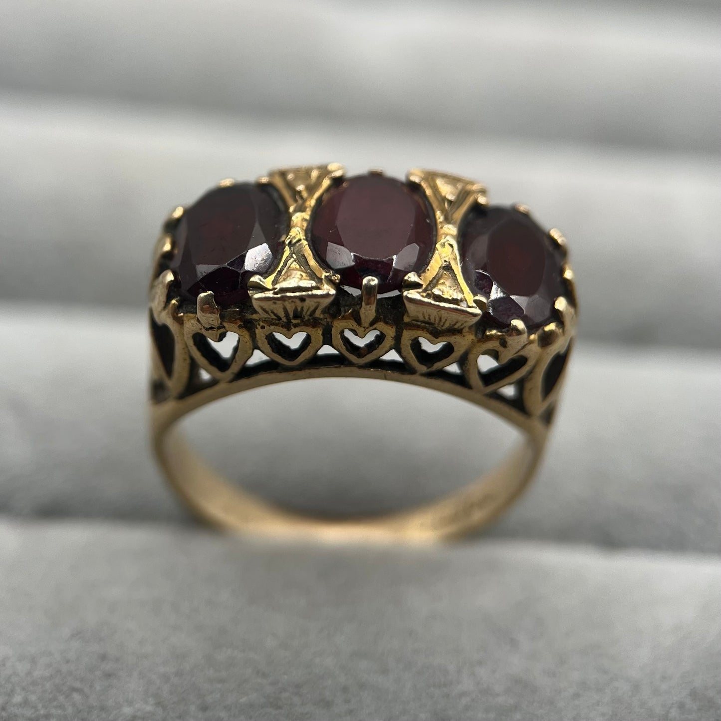 Chunky 1970s Vintage 9ct Gold Garnet Trilogy Ring