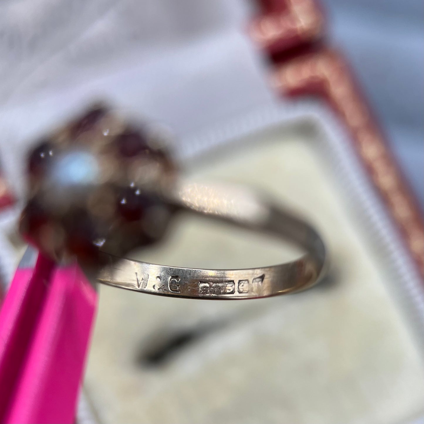 Vintage 9ct Gold Garnet & Pearl Floral Cluster Ring