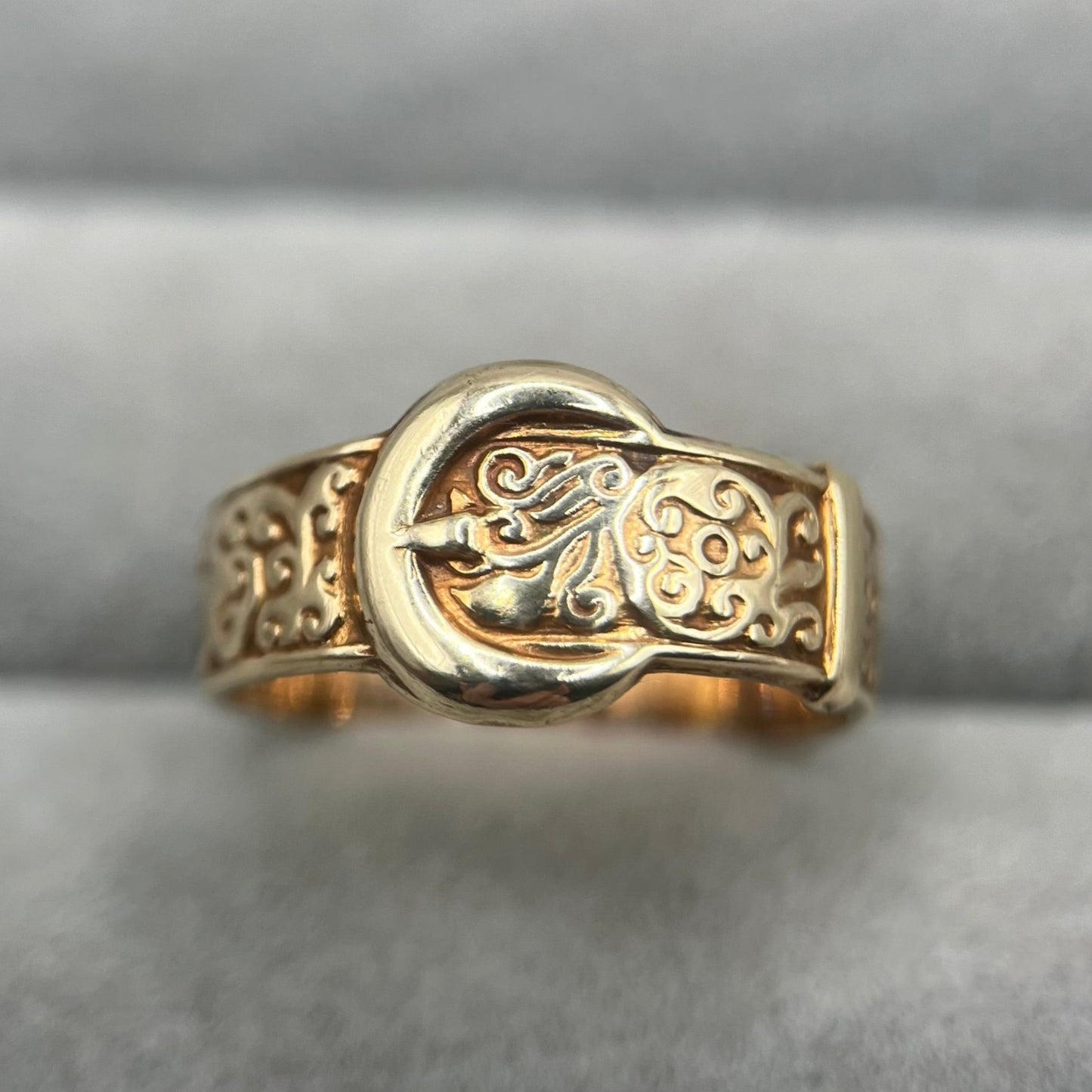 1980s Vintage 9ct Gold Buckle Ring