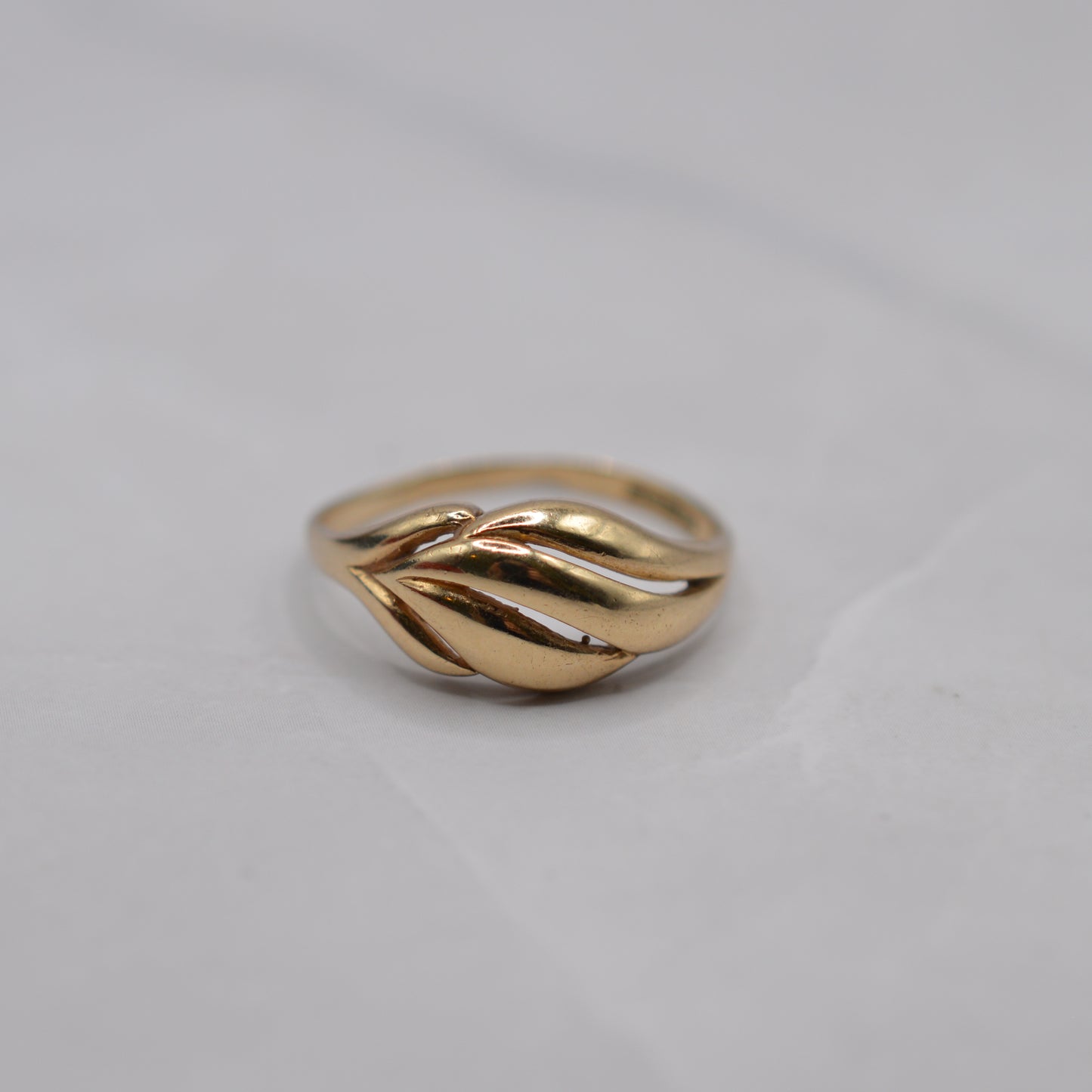 1980s 9ct Gold Leaf Ring