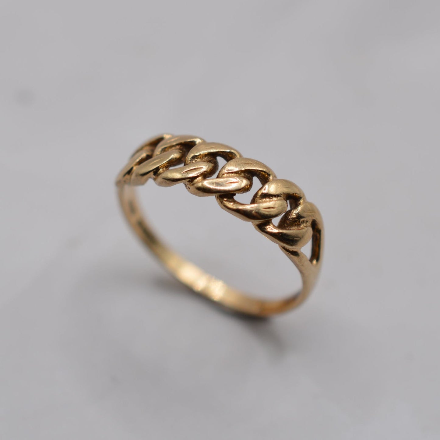 1980s Vintage 9ct Gold Chain Ring