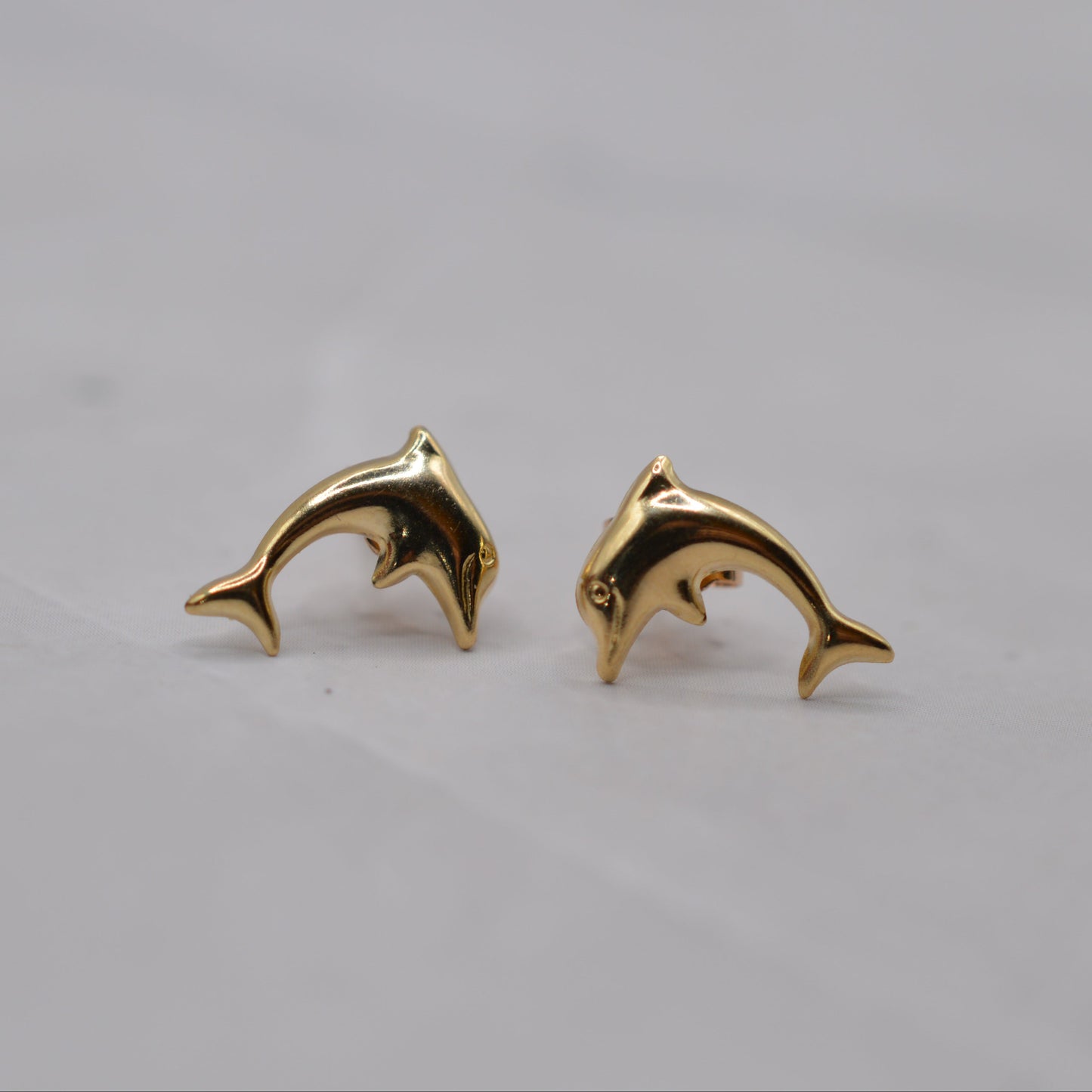 9ct Gold Dolphin Stud Earrings