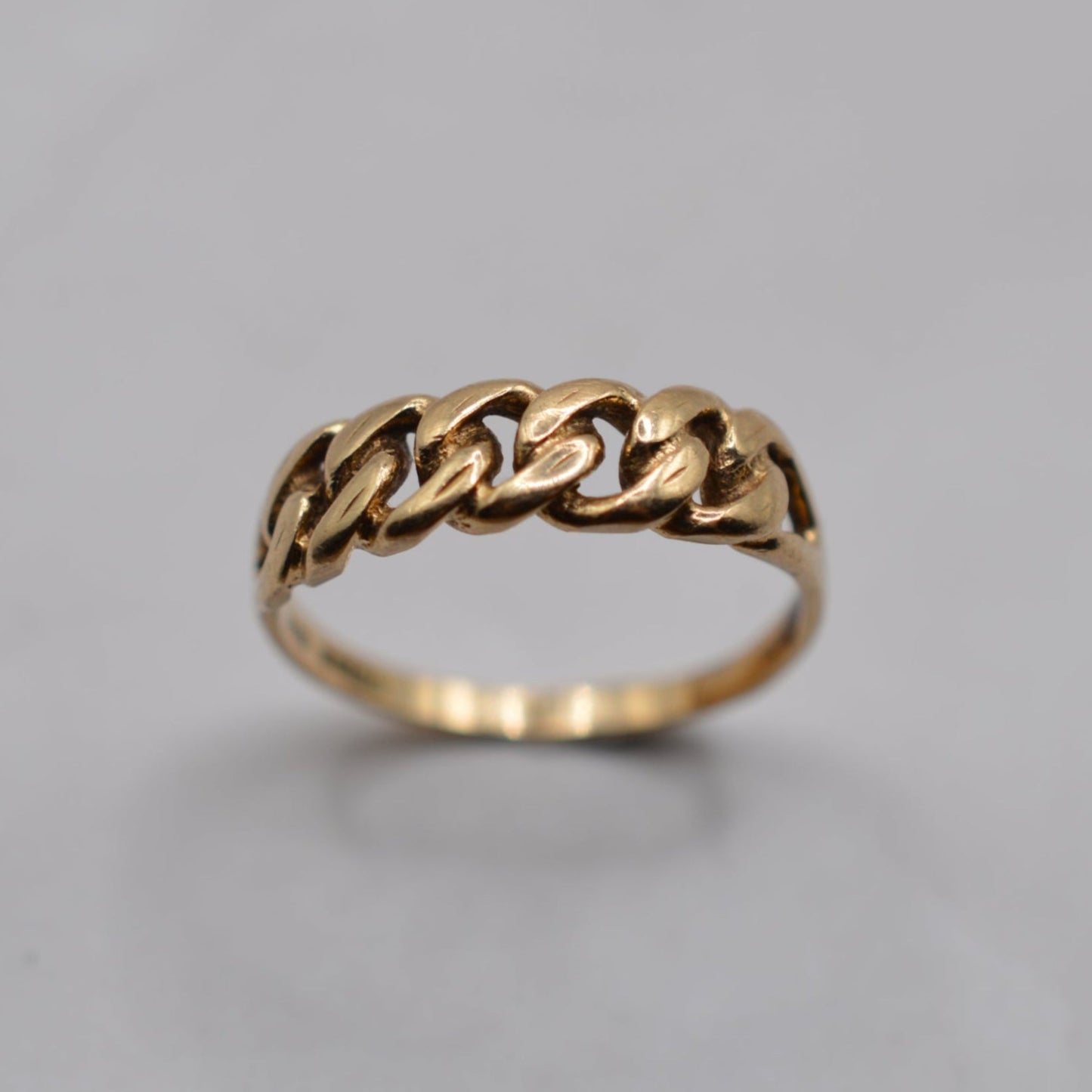 1980s Vintage 9ct Gold Chain Ring
