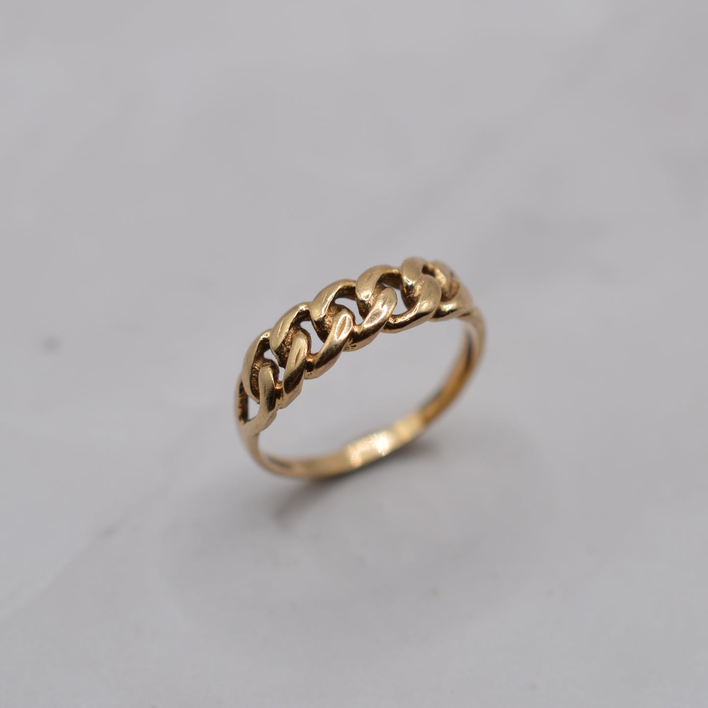 1980s Vintage 9ct Gold Chain Ring