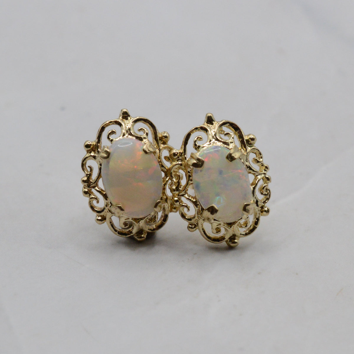 9ct Gold Opal Stud Earrings