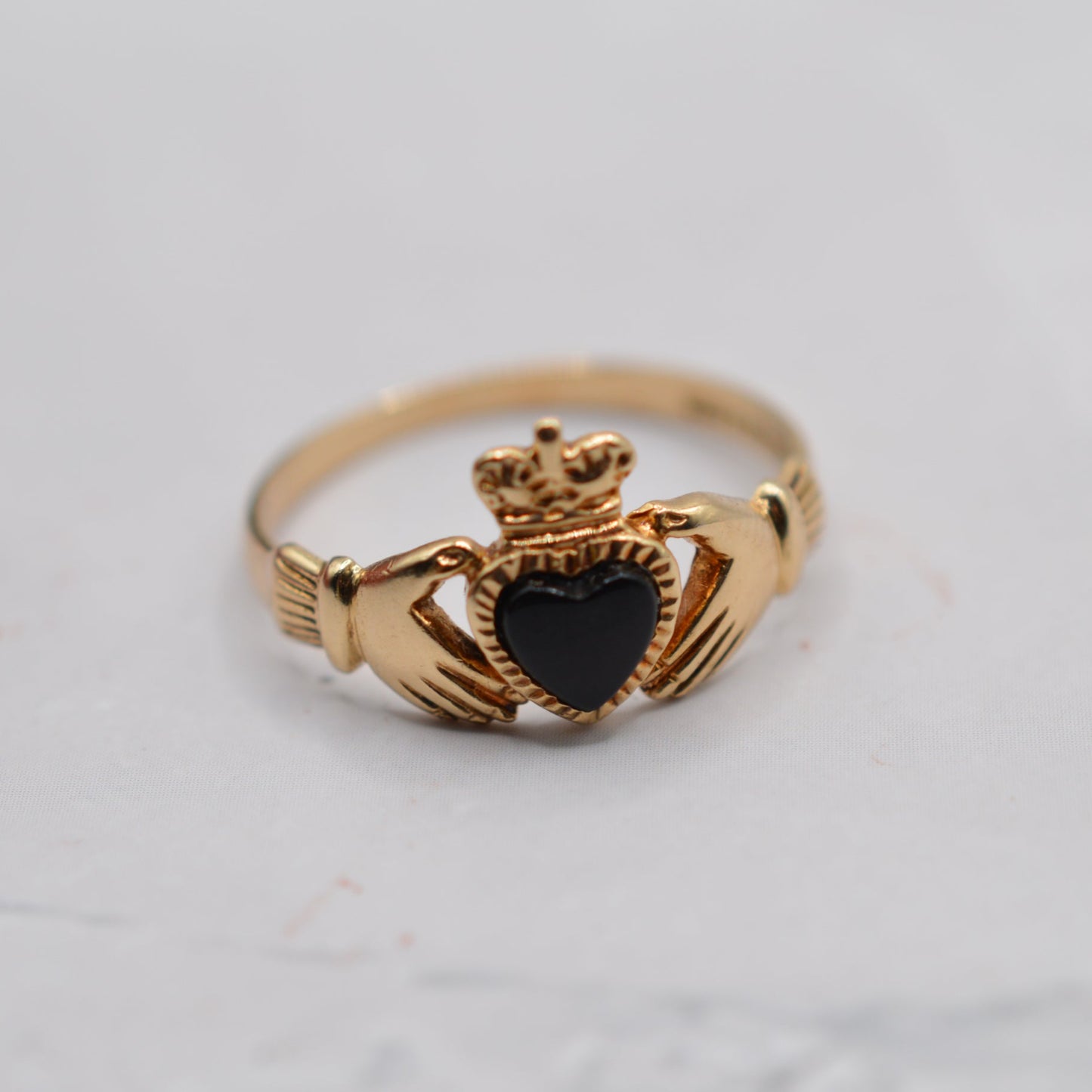 1990s Vintage 9ct Gold Onyx Heart Claddagh Ring