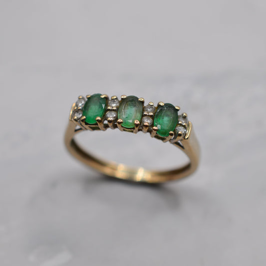 9ct Gold Emerald & Diamond Half-Eternity Ring