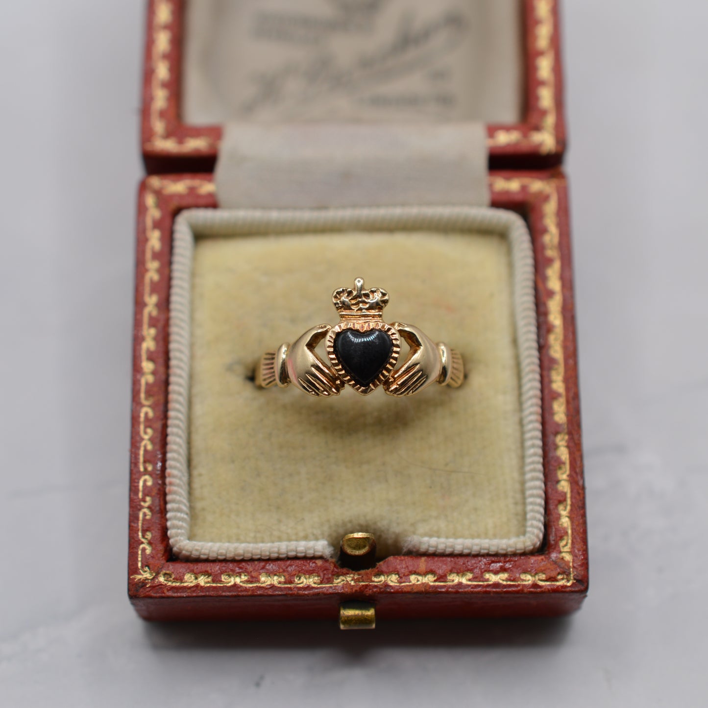 1990s Vintage 9ct Gold Onyx Heart Claddagh Ring