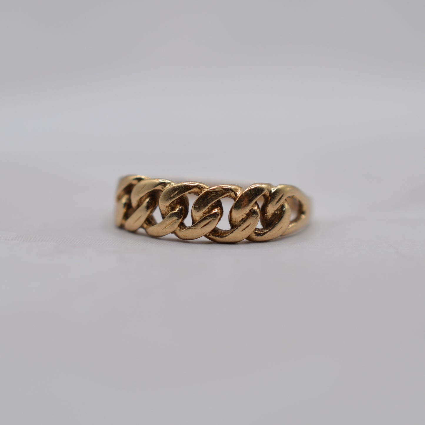 1980s Vintage 9ct Gold Chain Ring
