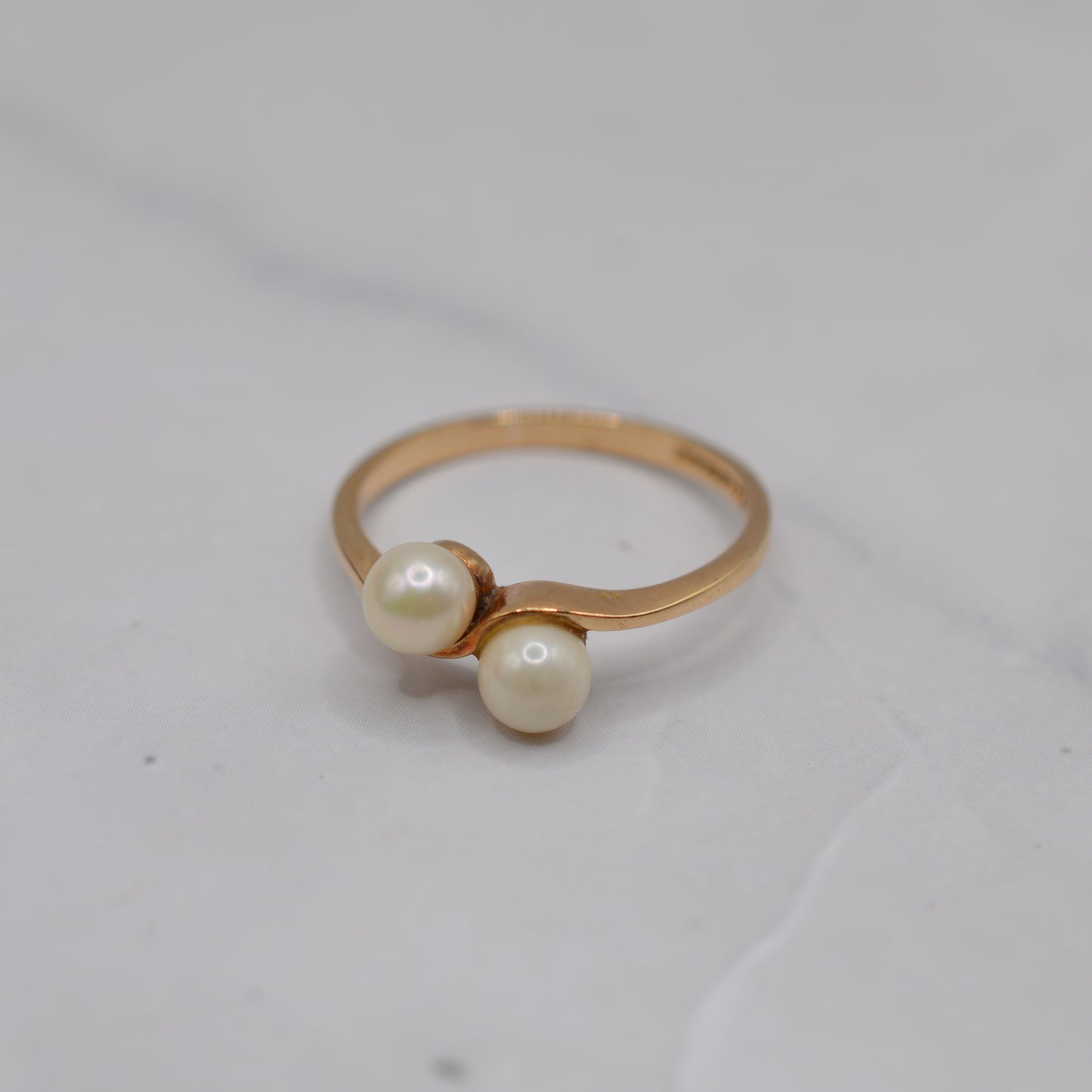 1980s Vintage 9ct Gold Pearl Toi-et-Moi Ring