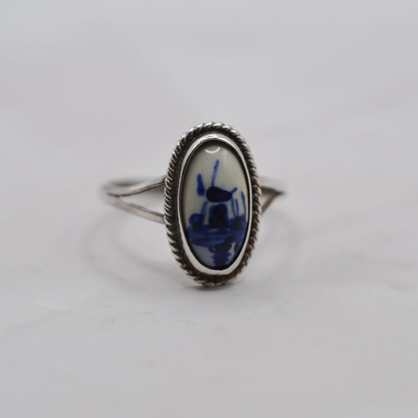 Vintage Delft Dutch Silver Blue & White Porcelain China Ring