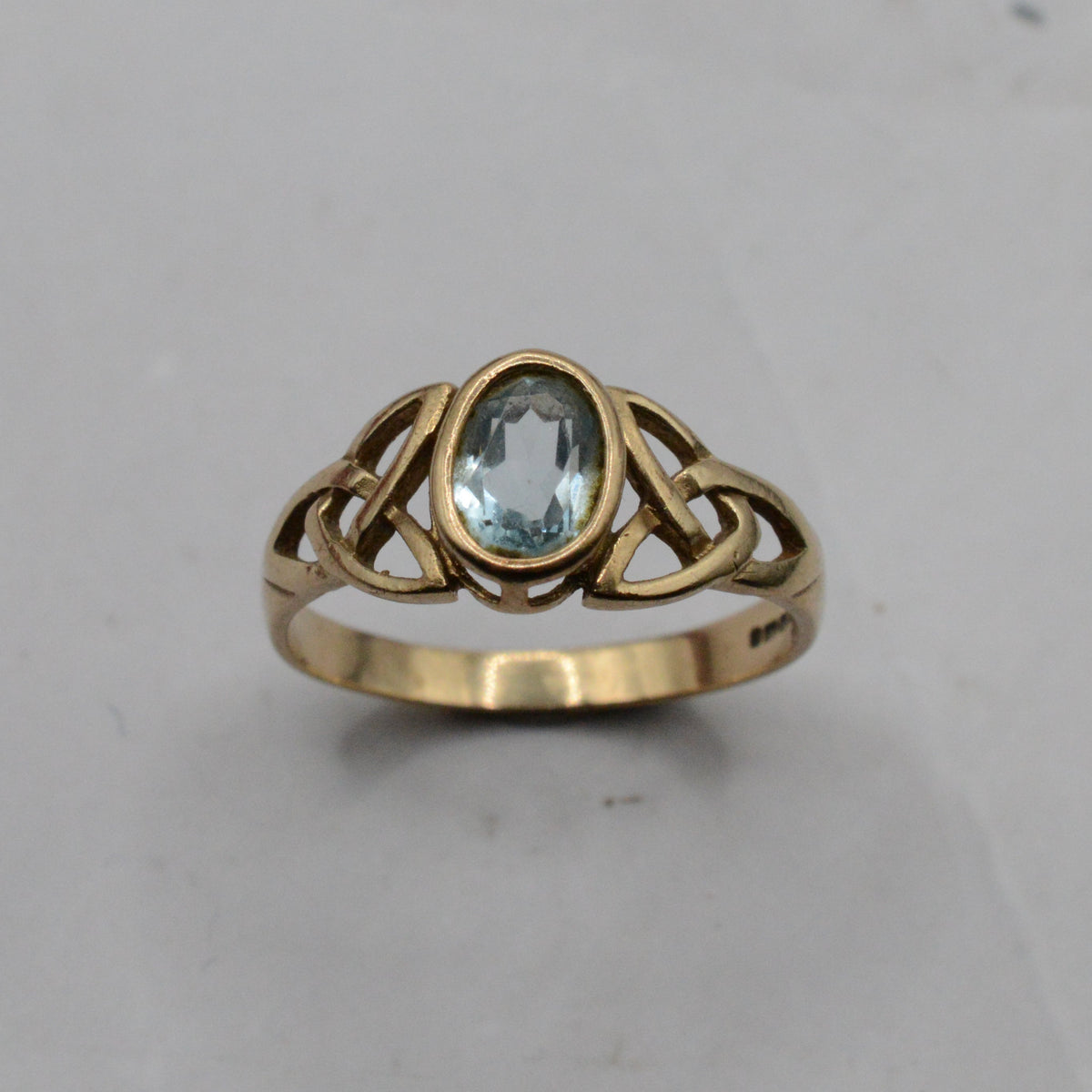 9ct Gold Blue Topaz Celtic Trinity Ring