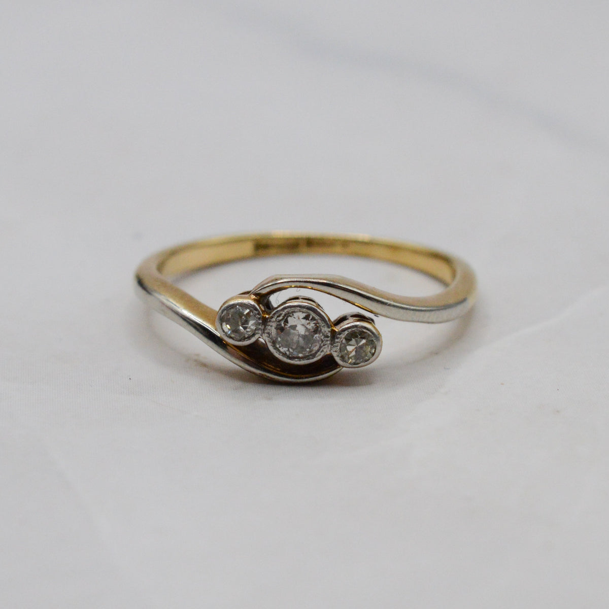 Antique 18ct Gold & Platinum Diamond Trilogy Bypass Ring