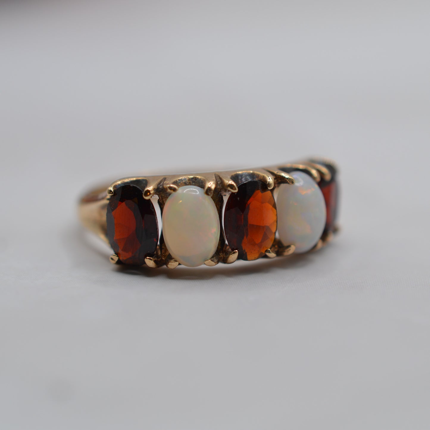 1970s Vintage 9ct Gold Garnet & Opal Five-Stone Ring