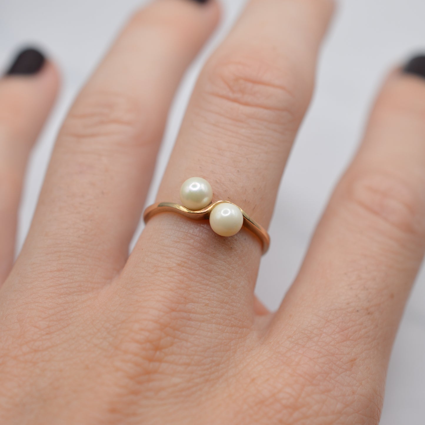 1980s Vintage 9ct Gold Pearl Toi-et-Moi Ring