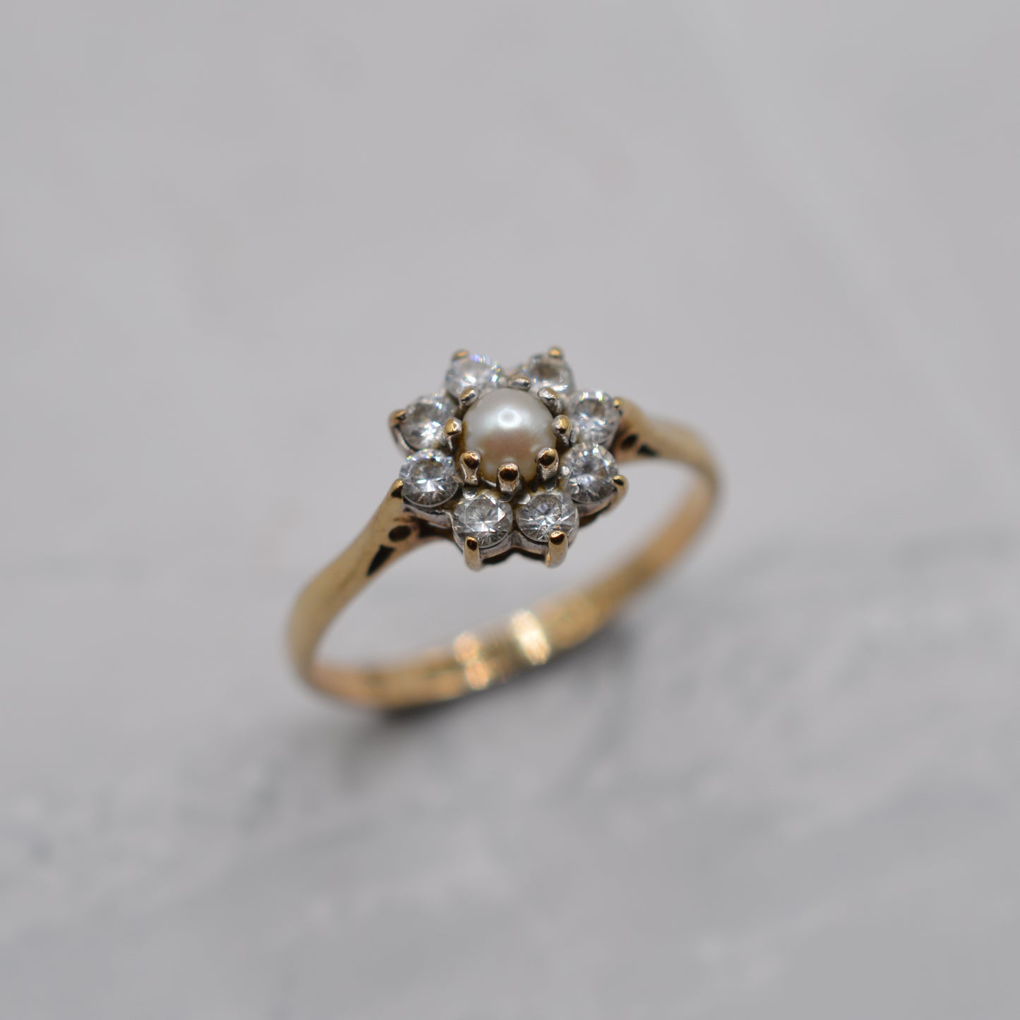 1980s 9ct Gold Pearl and C/Z Floral Cluster Ring