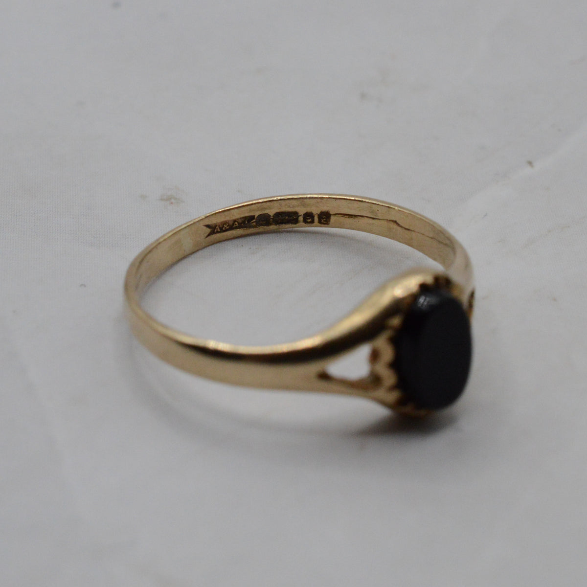 1970s Vintage 9ct Gold Onyx Pinky Ring