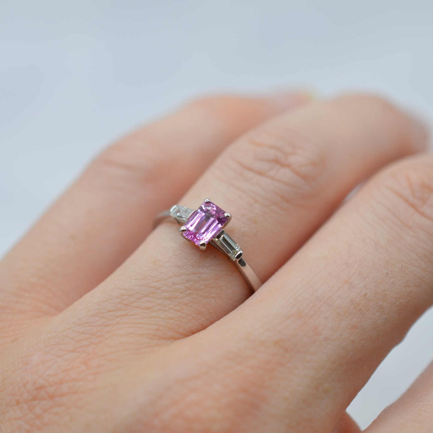 Y2K 18ct Gold Pink Sapphire & Diamond Trilogy Ring