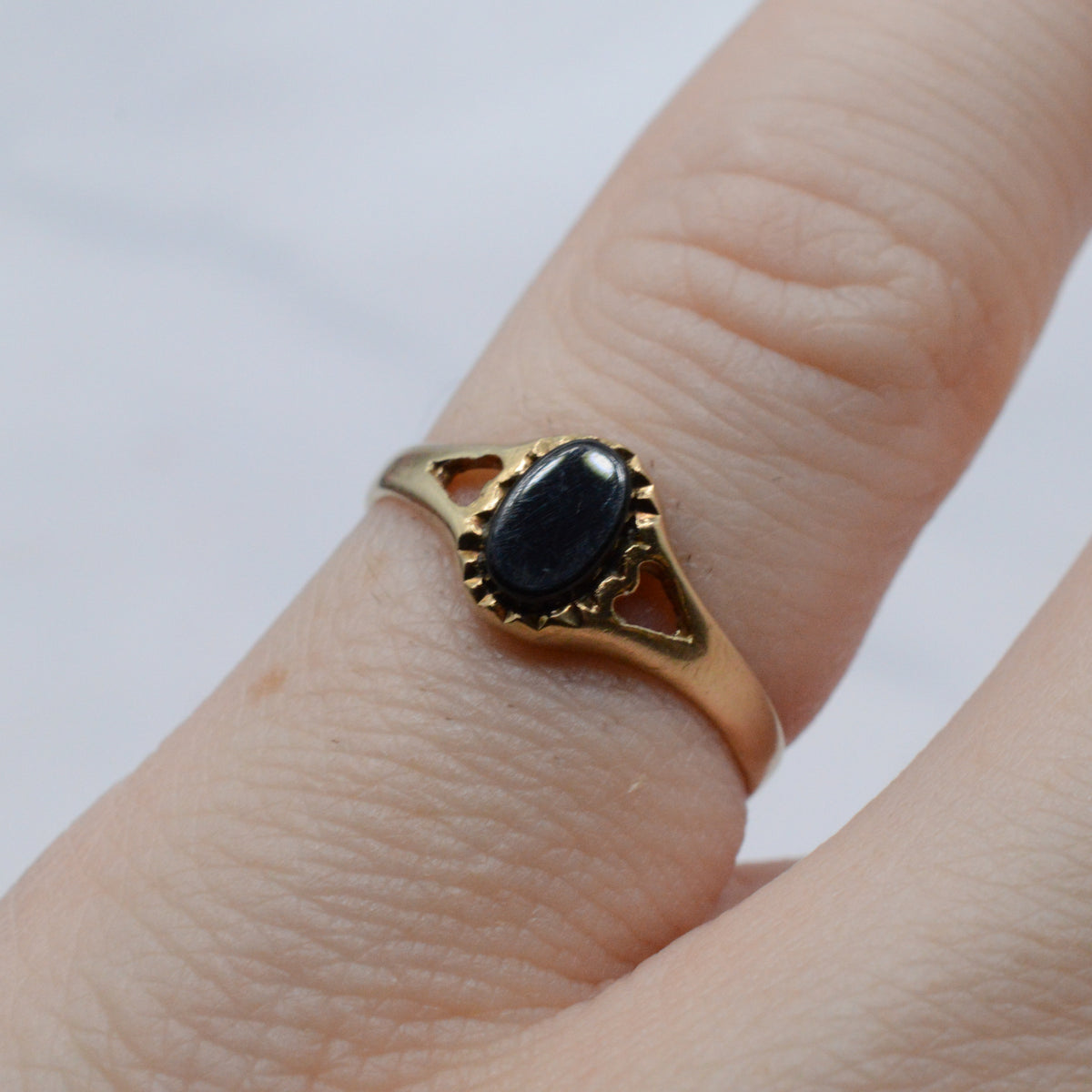 1970s Vintage 9ct Gold Onyx Pinky Ring