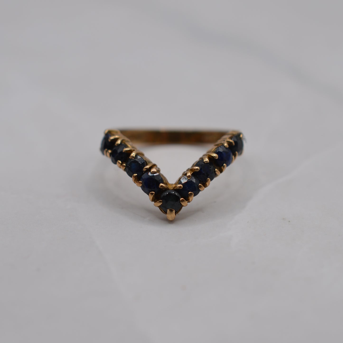 1970s Vintage 9ct Gold Sapphire Wishbone Ring
