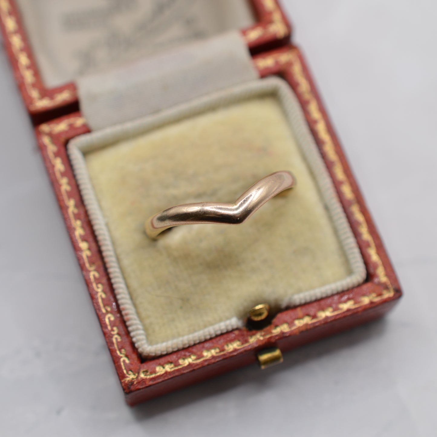 Mid-Century Vintage 9ct Gold Wishbone Ring