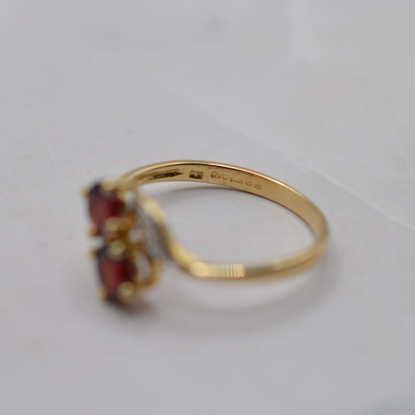 Y2K Vintage 9ct Gold Garnet & Diamond Toi-et-Moi Ring