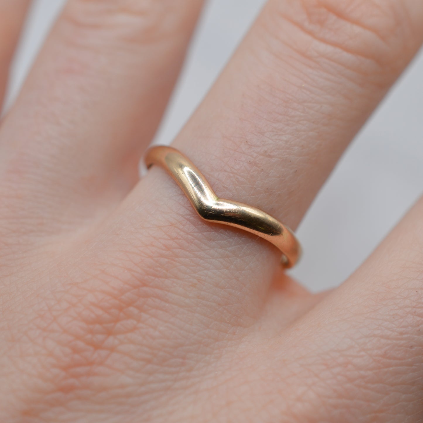 Mid-Century Vintage 9ct Gold Wishbone Ring