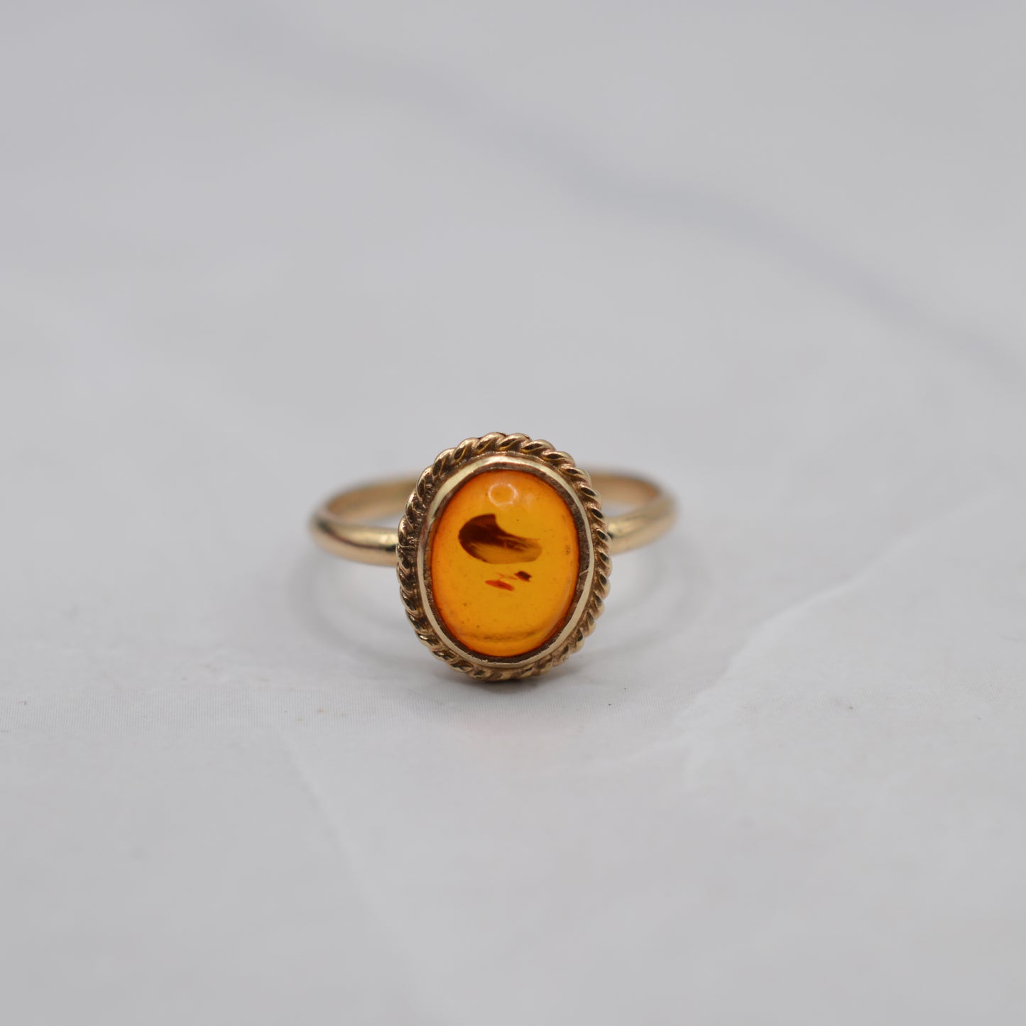 1990s 9ct Gold Amber Solitaire Ring