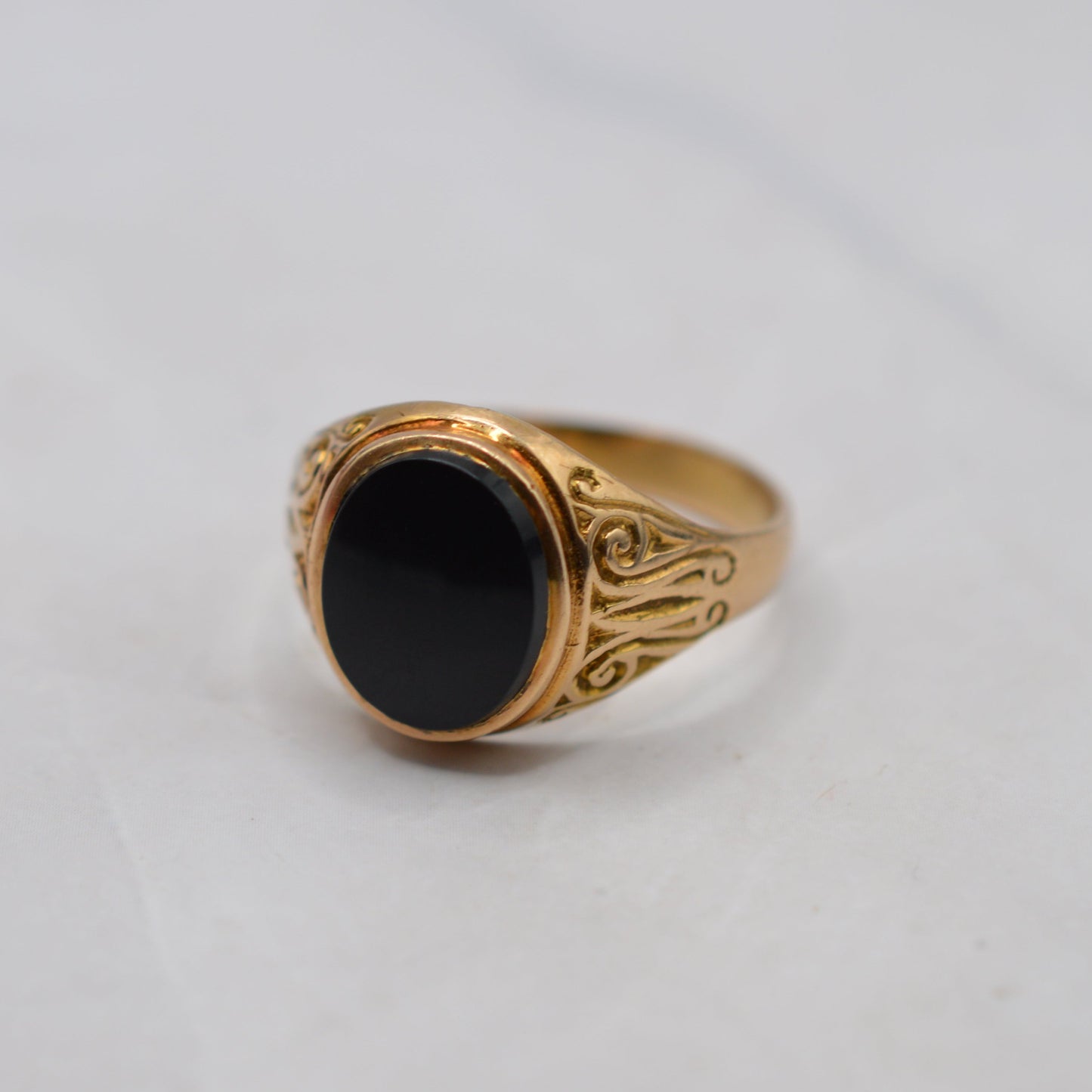 1960s Vintage 9ct Gold Unisex Black Onyx Signet Ring