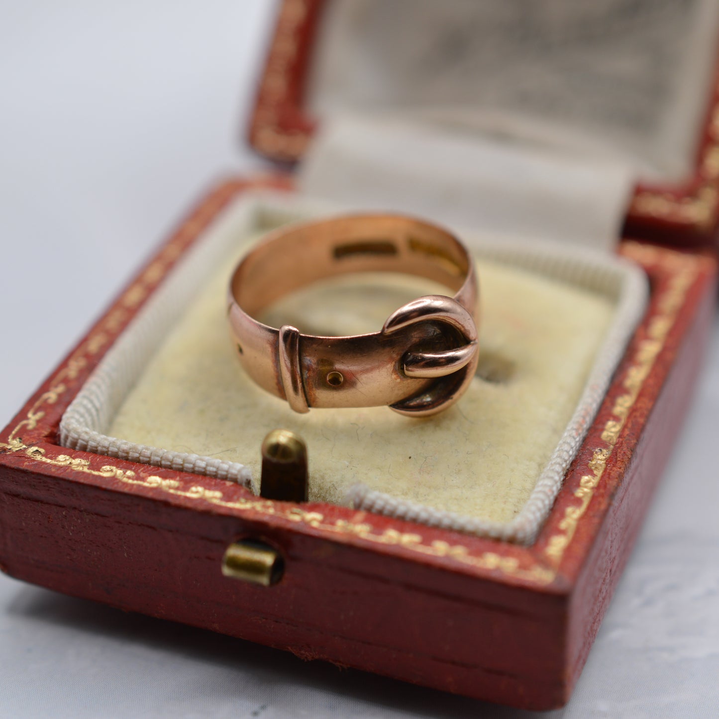 Antique 1912 Edwardian 9ct Rose Gold Buckle Ring