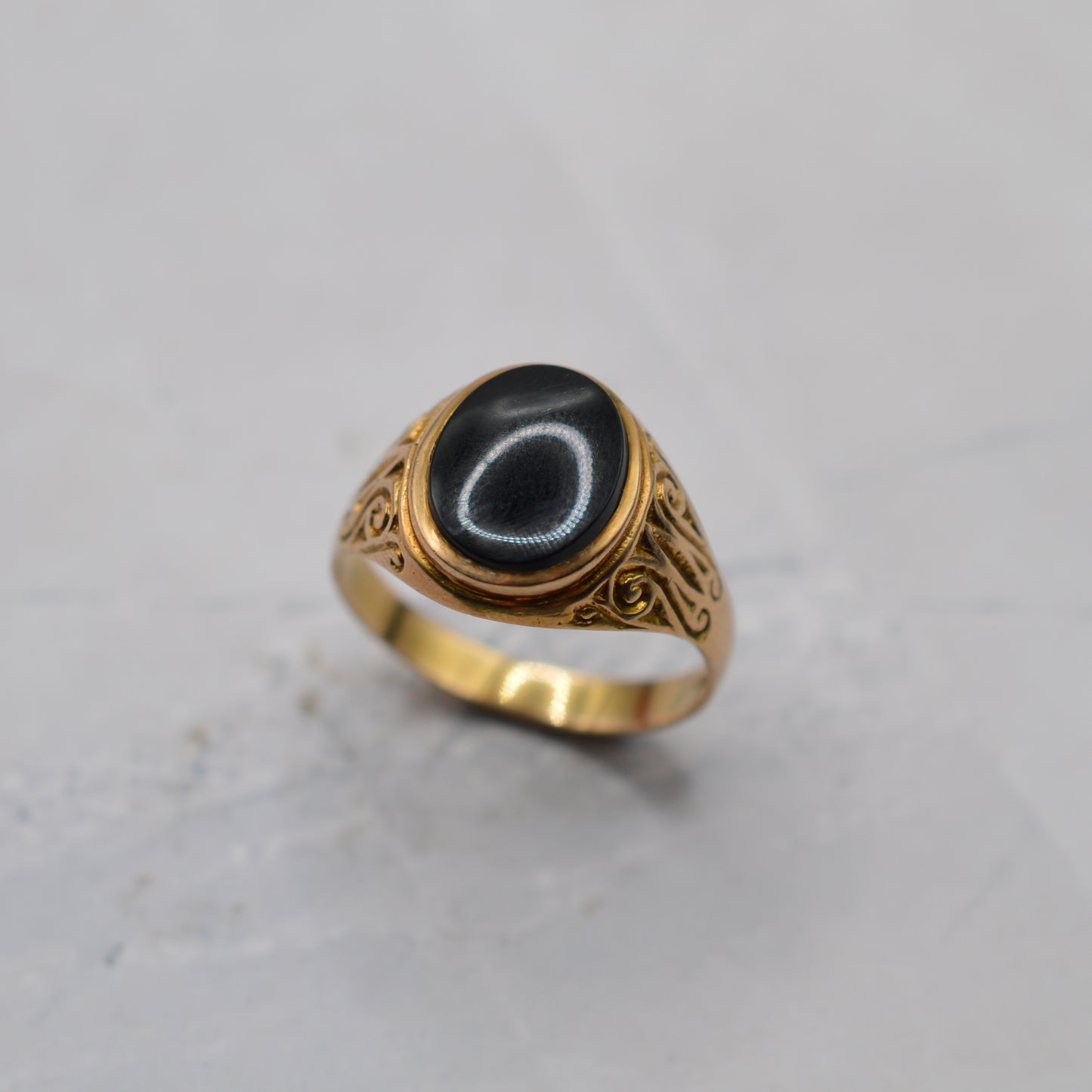 1960s Vintage 9ct Gold Unisex Black Onyx Signet Ring