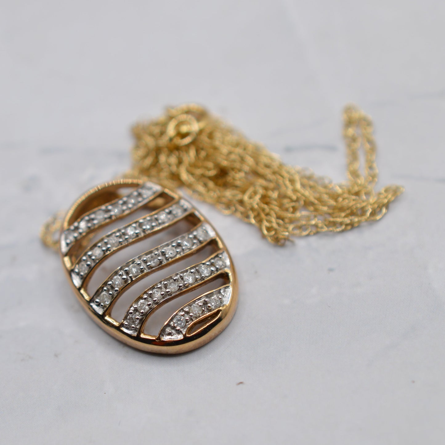 9ct Gold Diamond Wave Pendant Necklace (17”)