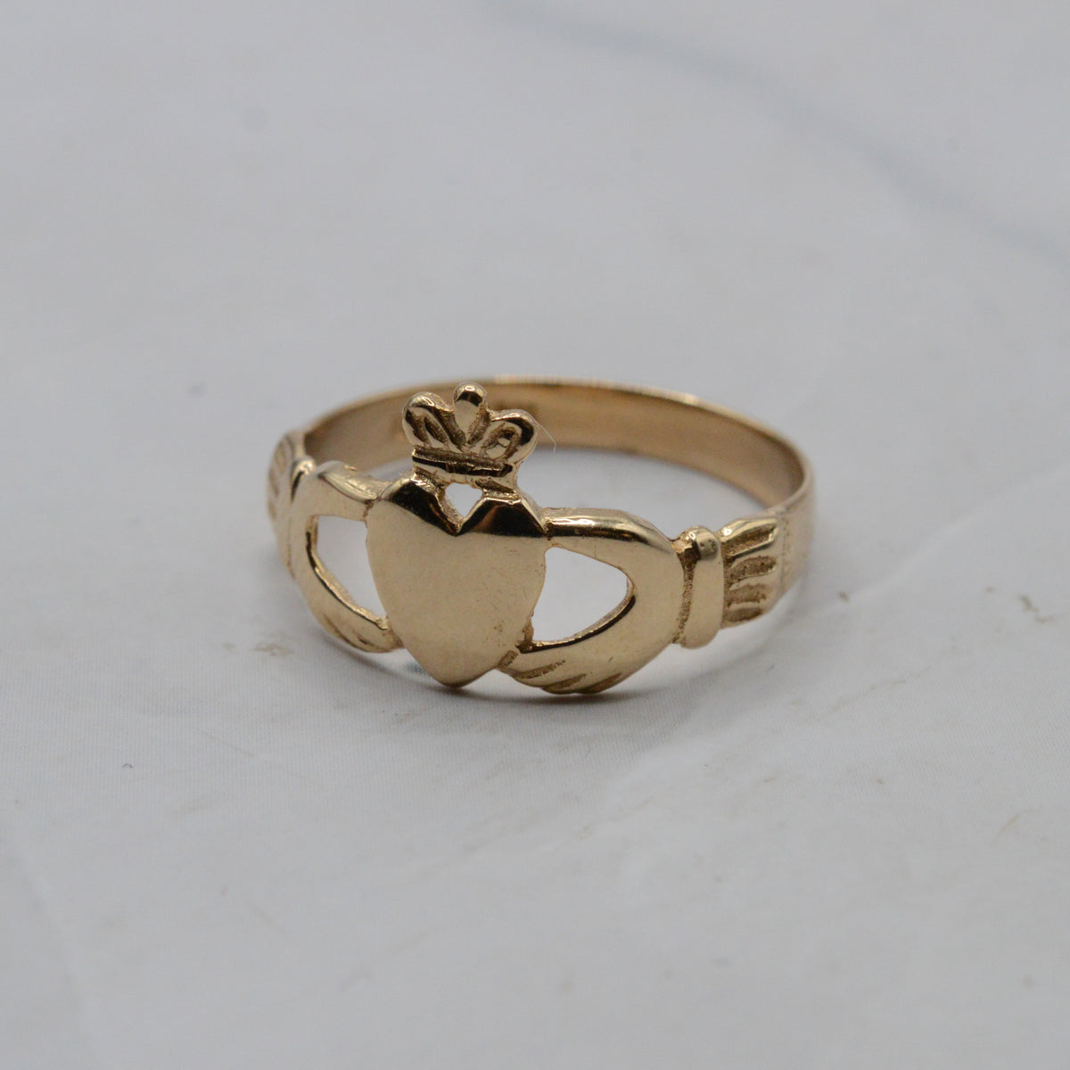 1990s 9ct Gold Claddagh Heart Ring