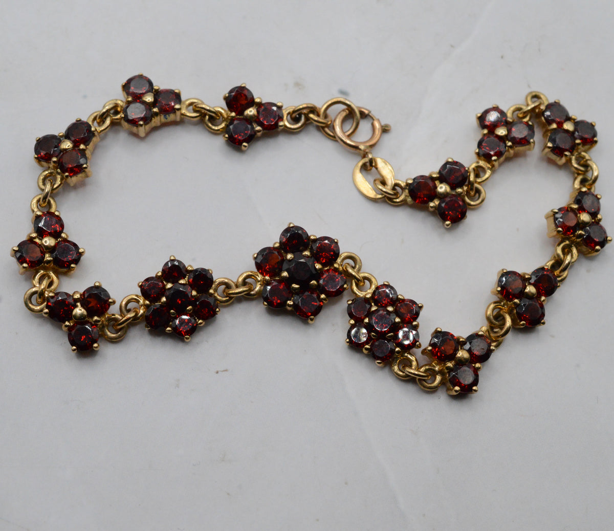 9ct Gold Garnet Floral Cluster Bracelet