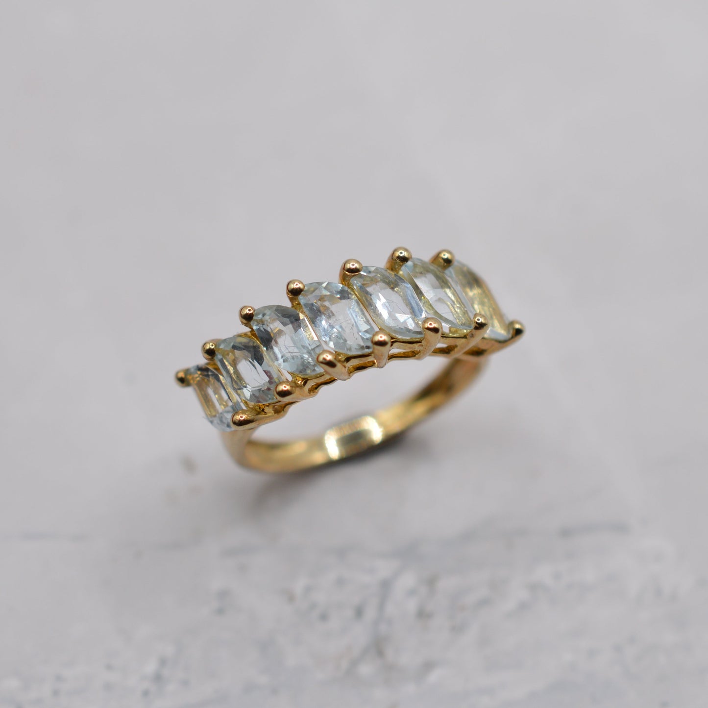 Y2K 9ct Gold Aquamarine Seven-Stone Half-Eternity Ring
