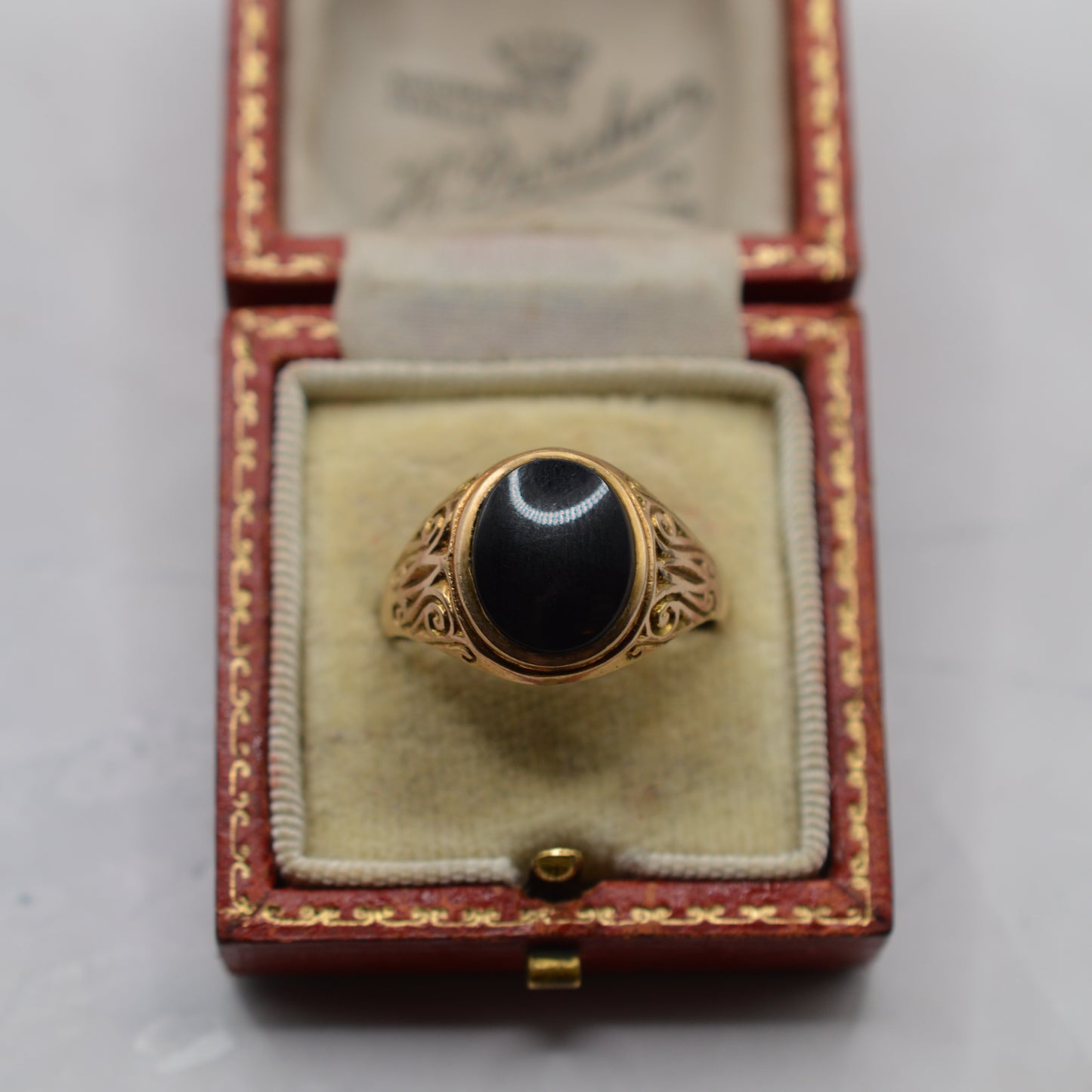 1960s Vintage 9ct Gold Unisex Black Onyx Signet Ring