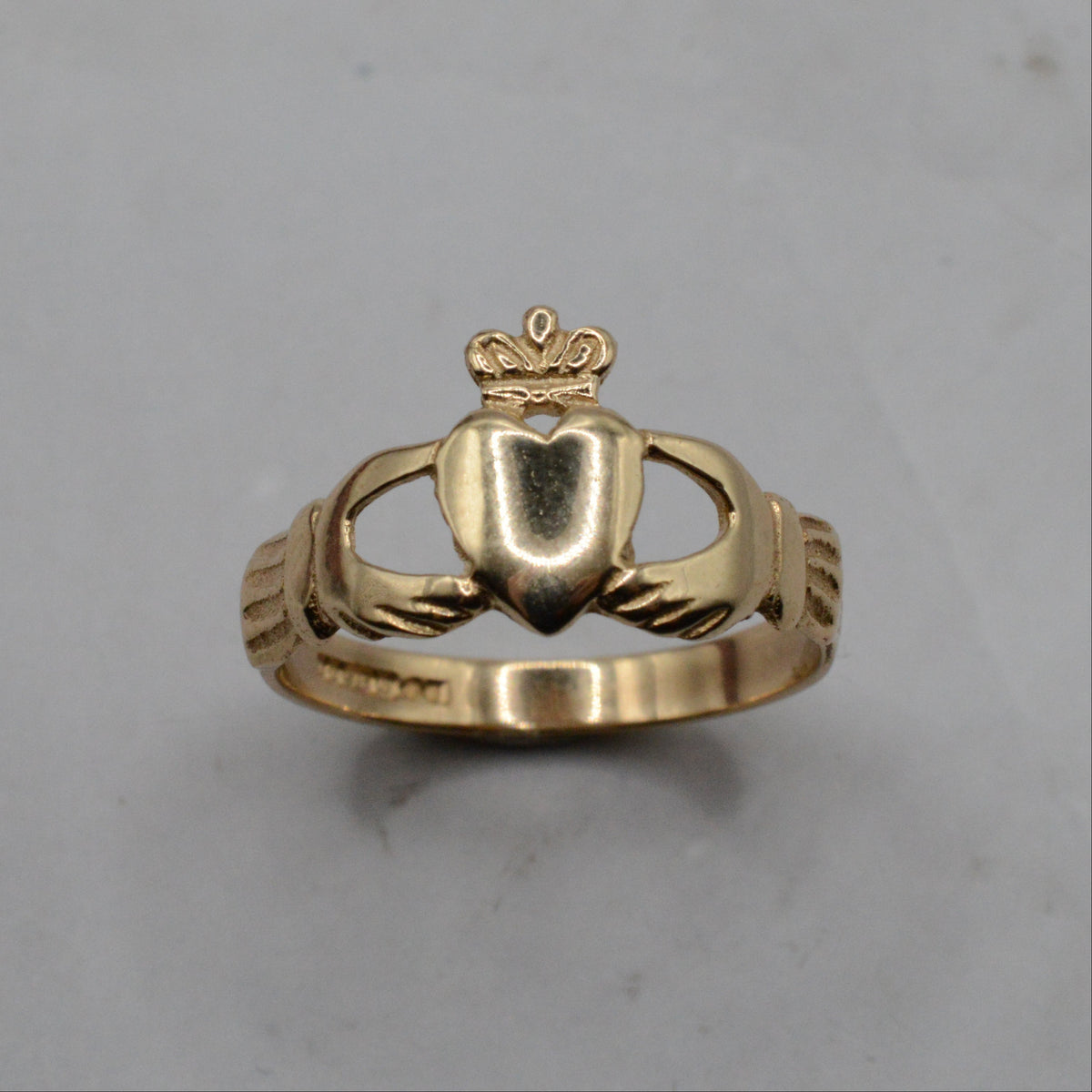 1990s 9ct Gold Claddagh Heart Ring