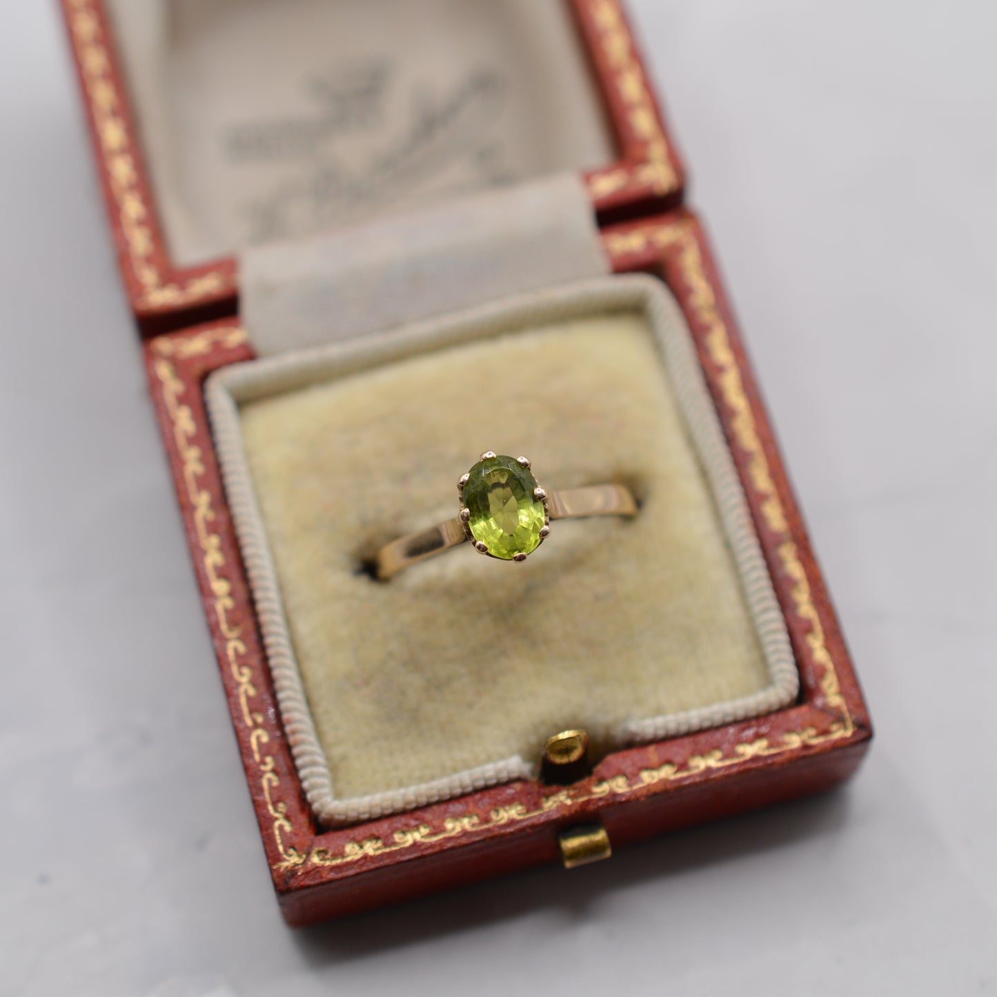 1980s 9ct Gold Peridot Solitaire Ring