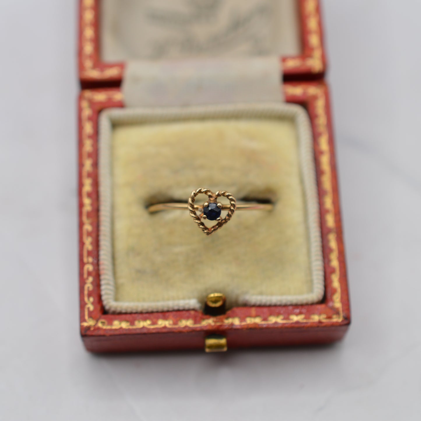 1980s 9ct Gold Sapphire Heart Ring