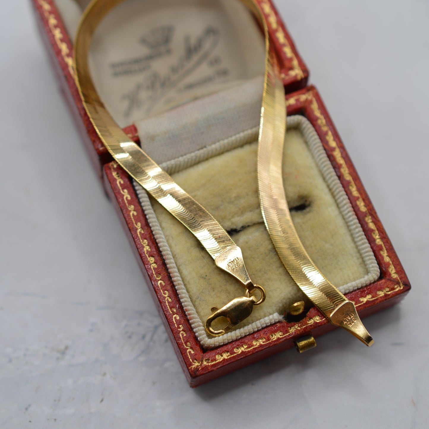 Italian 9ct Gold Flat-Link Bracelet (7 1/4”)